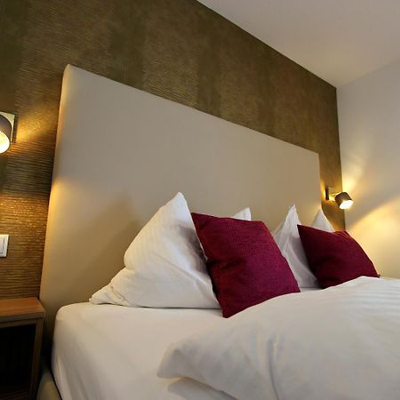 Gastehaus Winkler Hotel Karres Ngoại thất bức ảnh